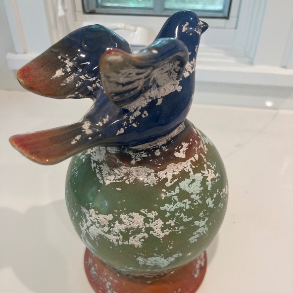 Decor - Picture 3 of 4